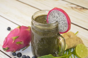 Dragon Fruit Green Smoothie Recipe