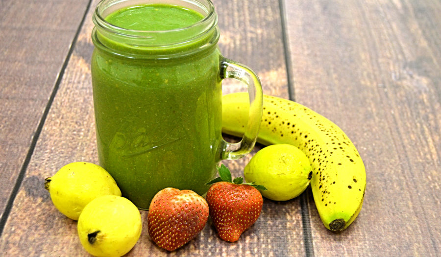 Guava Strawberries Banana Spinach Green Smoothie Recipe
